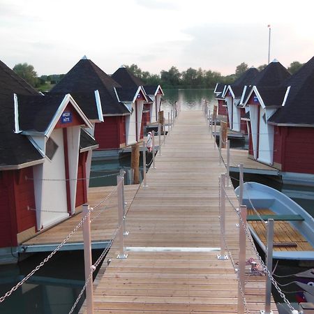 Maritime Freizeit Camp "Mfc" Erfurter Seen Szoba fotó